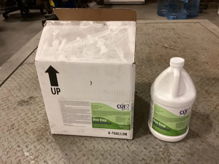Used _UNKNOWN_ _UNKNOWN_ Multisurface Cleaners Pennsylvania US | Moses B Glick #1012958
