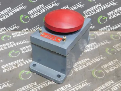 Allen Bradley 800T-1T2AR Oiltight Push Button Ser. A 300VAC/DC Bull. 800T New