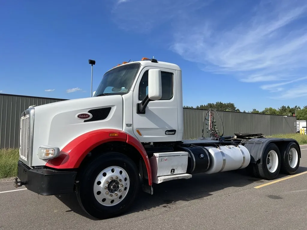 Used 2016 PETERBILT 567 TRACTOR Conventional trucks Minnesota US | Carco Truck & Equipment #1514286