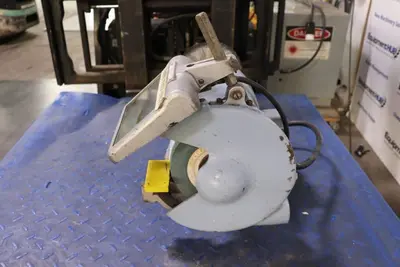 Used CINCINNATI 106 Pedestal Type Grinders (Double End) Georgia US | The Equipment Hub #163047