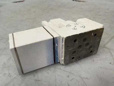 USED MOOG D661-5009