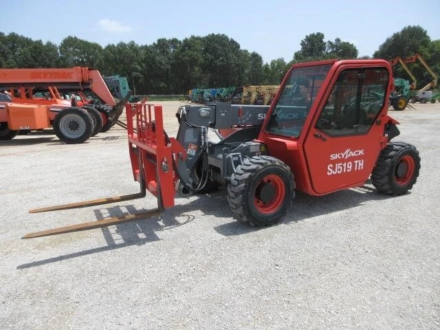 USED 2022 Skyjack SJ519 TH