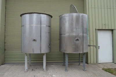 2,200L S/S JKTD Enclosed Mixing Tank