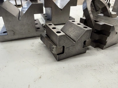 Used _UNKNOWN_ _UNKNOWN_ V-Blocks Michigan US | Miedema Asset Management Group #1293186