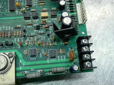 USED HAAS AUTOMATION 323051E