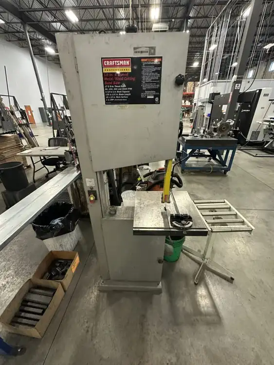 Used _UNKNOWN_ _UNKNOWN_ Woodworking Vertical Band Saws New York US | Apex Group #1550651