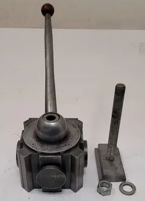 Used ENCO QUICK CHANGE TOOL POST Misc Industrial Equipment Kentucky US | Aucto #687091