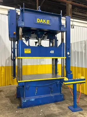 USED DAKE 18-558