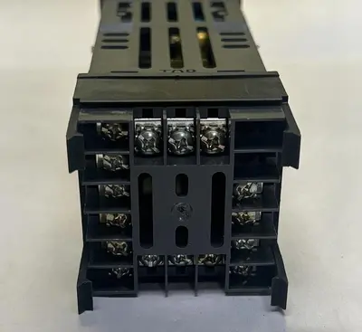 Used WEST Z2100/0/JF/RG Industrial Controls Ohio US | Surplus Asset Holdings #1243881