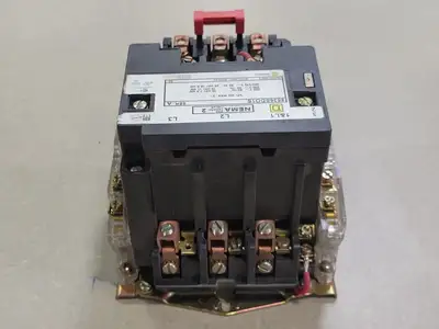 USED SQUARE D 8536SD01S