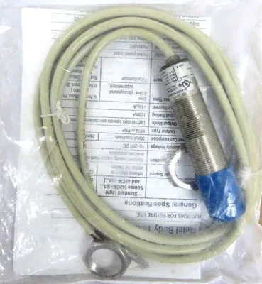NEW ALLEN BRADLEY 42CM-P8MNB-A2 SENSOR 42CMP8MNBA2 SERIES A
