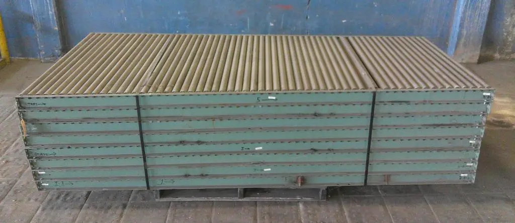SPC9392  Conveyor roller conveyor CS, 4' wide by 10' long