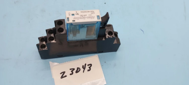 Used Allen-Bradley 700-HN122 Ser. A Relay Base Relays & Switches Arizona US | ASSET CONVERSION SPECIALISTS, INC. #306435