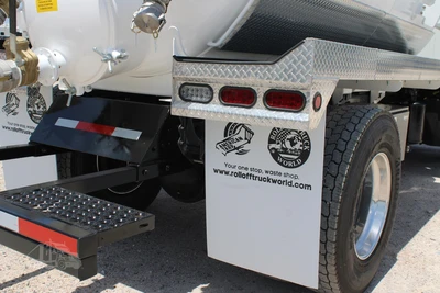 New | in-Stock 2027 MACK MD7 Septic/Sewer/Vacuum Trucks Texas US | Roll Off Truck World #1491897