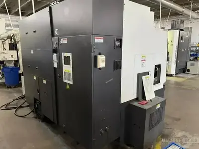 USED 2017 OKUMA GENOS L300MYW-E