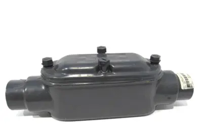 NEW OCAL / THOMAS & BETTS PRHC448 CONDUIT BODY 1-1/4"