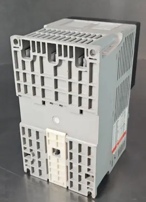 Allen-Bradley 22B-D4P0N104 PowerFlex 1.5 kW 2 HP AC Drive (BIN413)