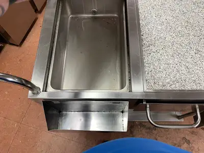 Used Falcon Restaurant Supply Used Stainless Steel Drink Serving Cart with Ice Bin, Drain and Caster Wheels Underbar Equipment Illinois US | Falcon Restaurant Supply #1376177