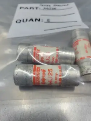 USED Ferraz Shawmut A4J25 Amp-trap Fuse, 25A, 600VAC/300VDC, Lot of 5
