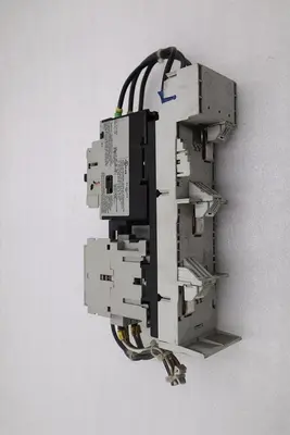 ALLEN BRADLEY 140M-D8N-B40 CIRCUIT BREAKER WITH 100-C12*01 CONTACTOR STOCK 4826A