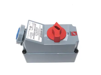 NEW MENNEKES 420MI9 SWITCHED RECEPTACLE