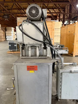 USED GROEN DEE/4T-40