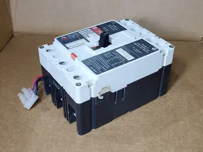 Used EATON CUTLER-HAMMER HMAP003A0C Switchgears British Columbia CA | Lenmark #477715