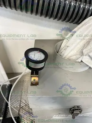 USED FLOW SCIENCES FS2020BKGVA 4' VENTED BALANCE SAFETY ENCLOSURE W/ FS-410-SS MOTOR