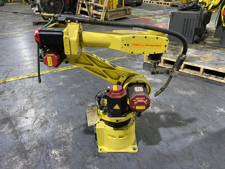 Used 2005 FANUC ArcMate 100iB + R-J3iB Robots Michigan US | iGAM Industrial Marketplace #45024