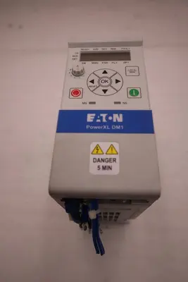 EATON DM1-342D2NB-S20S VFD 480V 1HP POWERXL STOCK 2893A