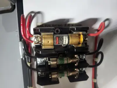 USED SQUARE D MODEL 6