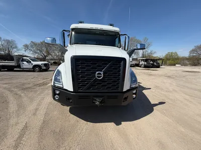 2023 VOLVO VNR300 Dump Trucks | Platinum Group (10)