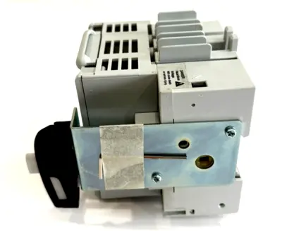 NEW BUSSMANN RDF30J-3-COMP DISCONNECT SWITCH RDF30J3COMP
