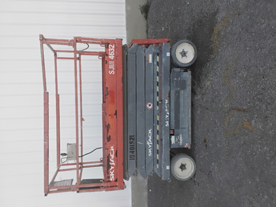 USED 2015 Skyjack SJ4632