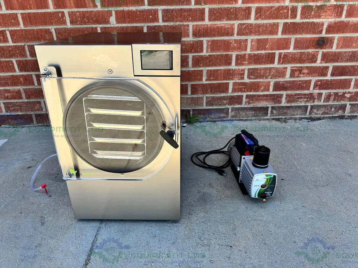USED HARVEST RIGHT HRFDM BENCHTOP FREEZE DRYER / LYOPHILIZER W/ PUMP 3/4 HP