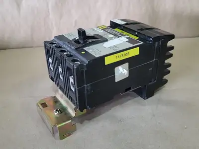 Used SQUARE D FA36100 Switchgears British Columbia CA | Lenmark #239014