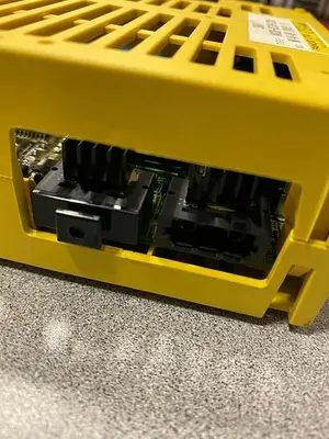 Used FANUC A02B-0236-C205 PLC Input & Output Michigan US | Aucto #1337103
