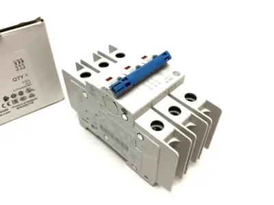 USED ALLEN-BRADLEY SER. D CIRCUIT BREAKER 3-POLE 20A
