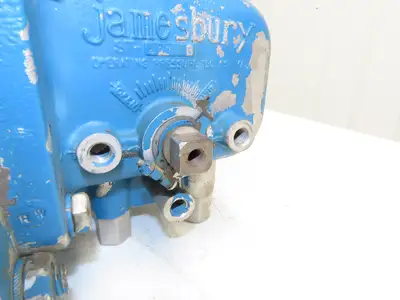 Jamesbury 4" 5150 31 3600TT 316SS Flanged Ball Valve & Pneumatic Actuator ST400B