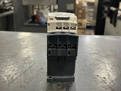 NEW SCHNEIDER ELECTRIC LC1D25BD