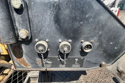 Used 2012 WEILER P385 Asphalt Pavers Louisiana US | Proxy Equipment #1378213