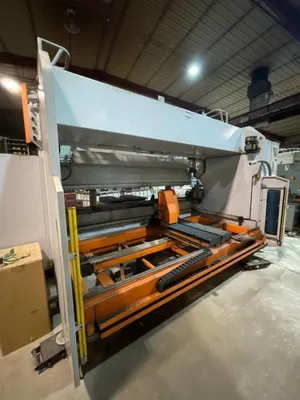 Used 2017 ERMAKSAN 242 TON X 12' ERMAK SPEED BEND Press Brakes Illinois US | Lion Machinery #1405162
