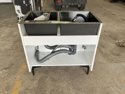 Used 5V5304 SINK Sinks Michigan US | Miedema Asset Management Group #1413789