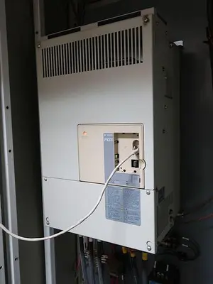 USED VERTICAL BROKE CHEST AGITATOR