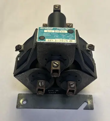 Used DURAKOOL BFL3-7024 Miscellaneous Equipment (Electrical & Power) | Surplus Asset Holdings #1192919
