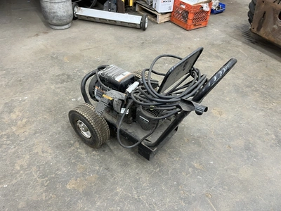 Used MI-T-M 1500 PSI POWER WASHER GC-1502-0ME1 Pressure Washers Michigan US | Miedema Asset Management Group #1483304