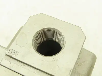SMC AMG550C-N06C Compressed Air Filter Water Separator 3/4" NPT 145PSI