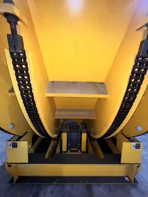 USED 2015 BUSHMAN M9604