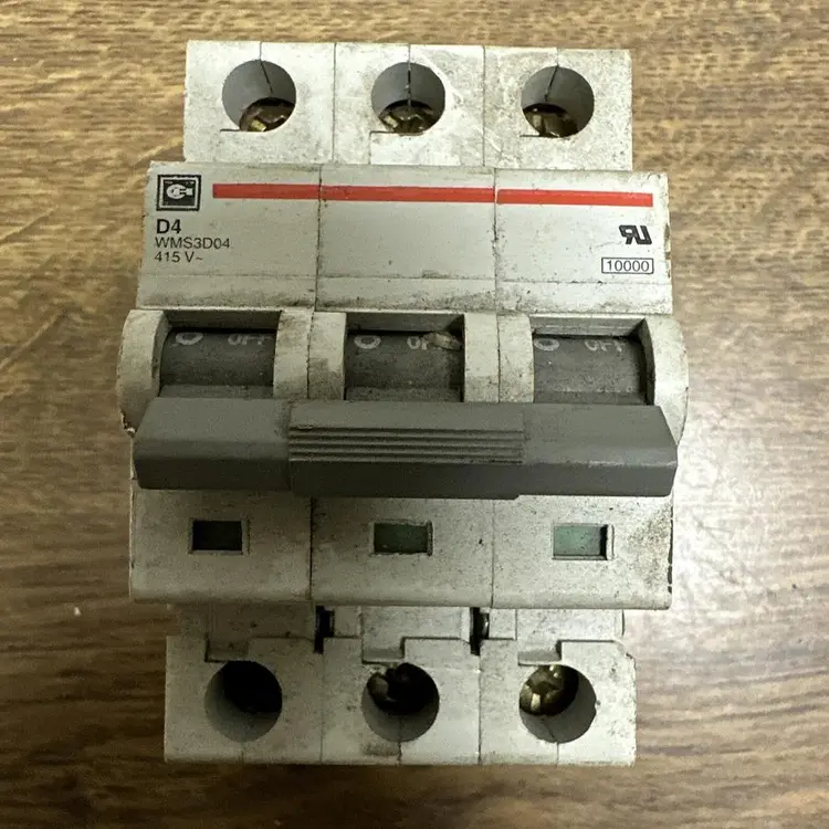 Used CUTLER-HAMMER D4 WMS3D04 Miscellaneous Equipment (Electrical & Power) Ohio US | Surplus Asset Holdings #1209924