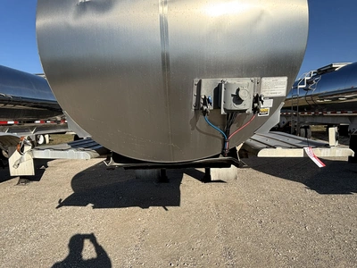 Used 2017 WALKER MILK TANKER TRAILER Tanker Trailers Michigan US | Miedema Asset Management Group #1709424